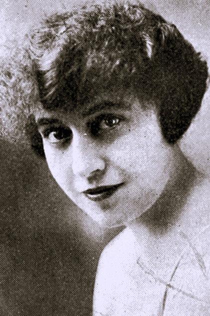 Estelle Mardo - Actor Profile Photo