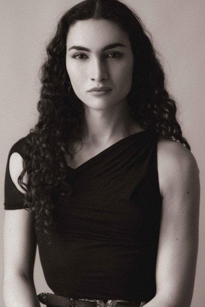 Mina Serrano - Actor Profile Photo