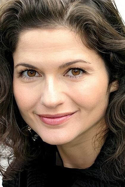 Jacqueline Hennessy - Actor Profile Photo
