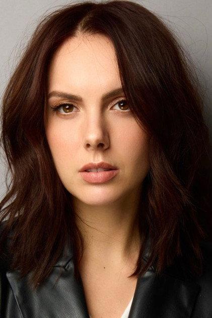 Sof Puchley - Actor Profile Photo