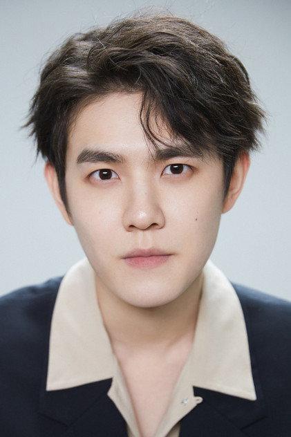 Yu Yijie - Actor Profile Photo