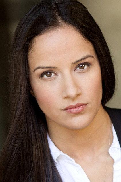 Mitra Suri - Actor Profile Photo