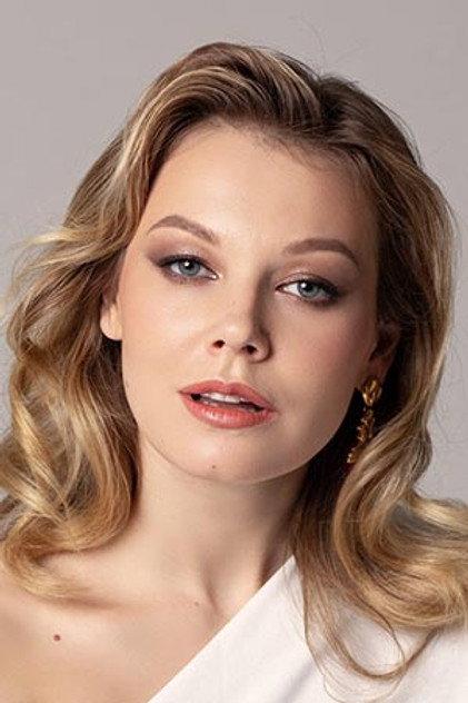 Tina Tarusina - Actor Profile Photo