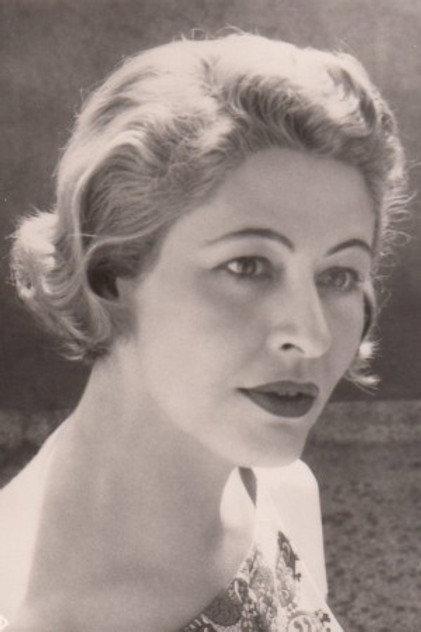 Charlotte Radspieler - Actor Profile Photo