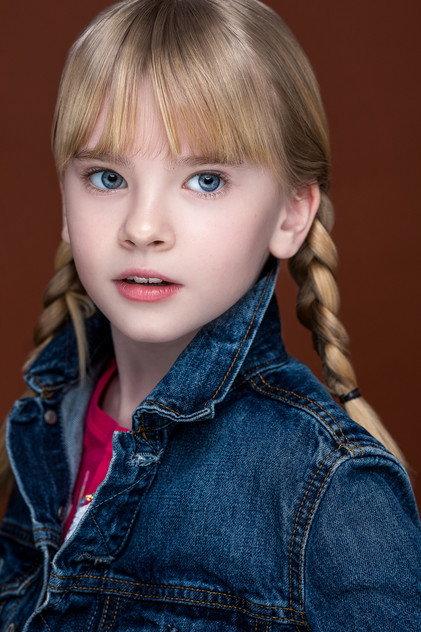 Victoria Joliddie - Actor Profile Photo