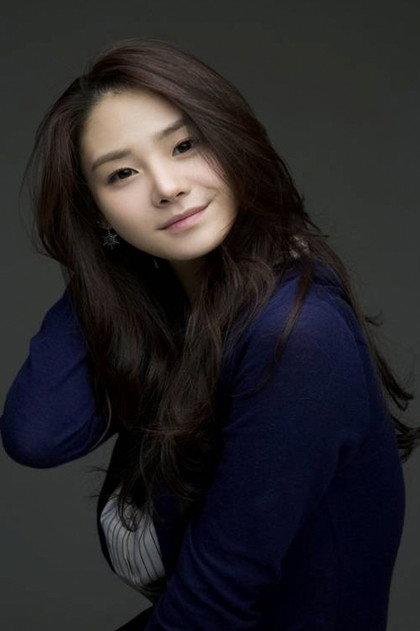 Yoon Joo - Actor Profile Photo