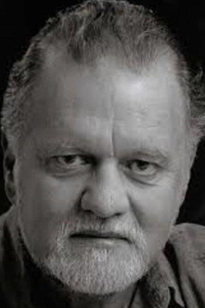 Vincent Gil - Actor Profile Photo