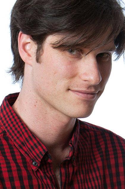Kyle Molzan - Actor Profile Photo
