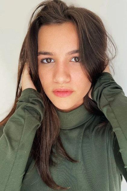 Ana Eliza Chaves - Actor Profile Photo