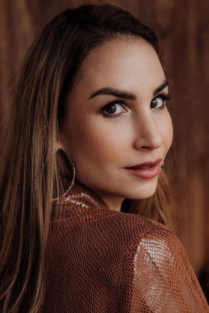 Sıla Şahin - Actor Profile Photo