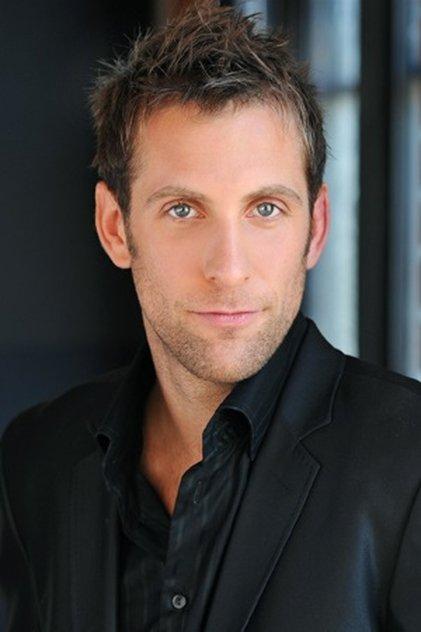 Ian Rozylo - Actor Profile Photo
