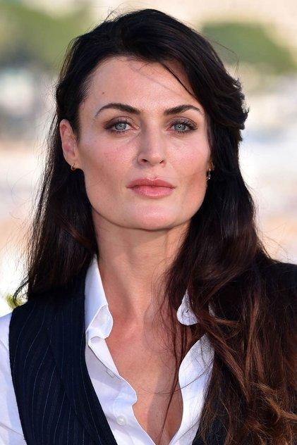 Lyne Renee - Actor Profile Photo