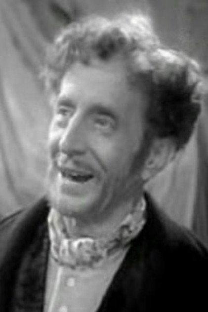 Manuel Kayser - Actor Profile Photo