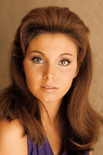 Victoria Vetri - Actor Profile Photo