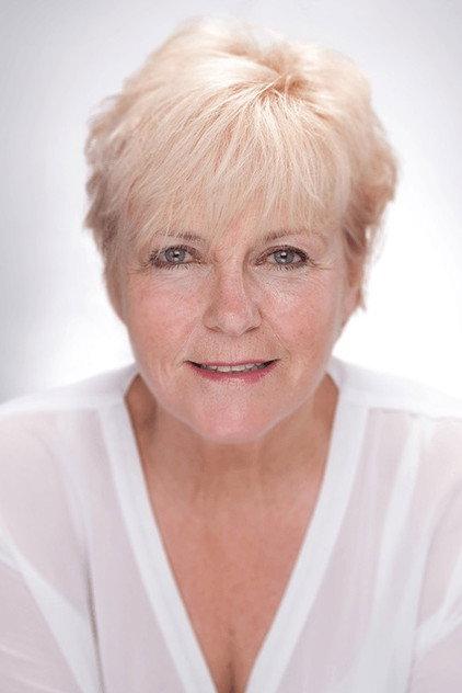 Sara Harris-Davies - Actor Profile Photo