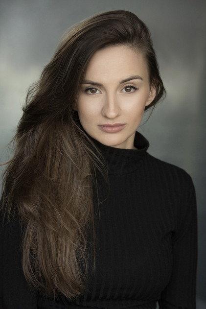 Mollie Hindle-Pérez - Actor Profile Photo