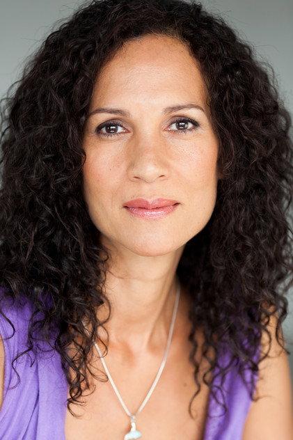 Janique Kearns - Actor Profile Photo