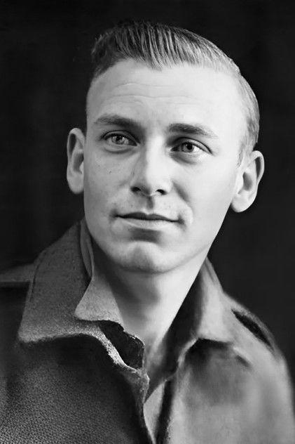 Walter Sparrow - Actor Profile Photo
