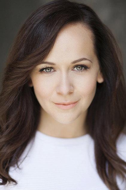 Savannah Stevenson - Actor Profile Photo