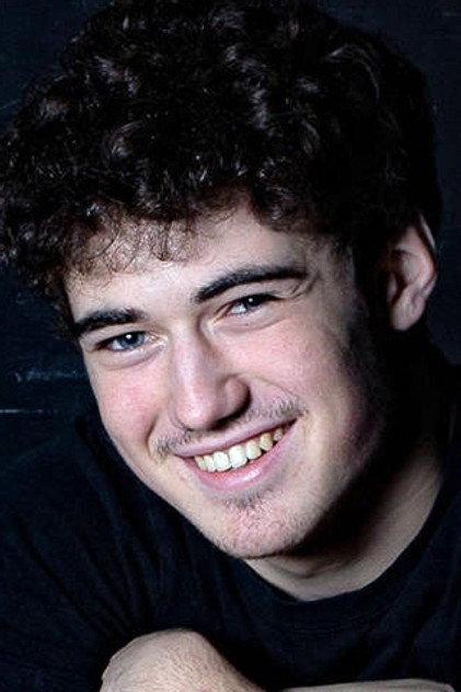 Antoine Glemain - Actor Profile Photo