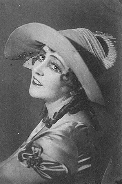 Lyubov Dmitriyevskaya - Actor Profile Photo