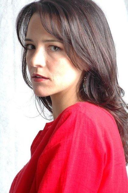 Elizabeth Healey - Actor Profile Photo