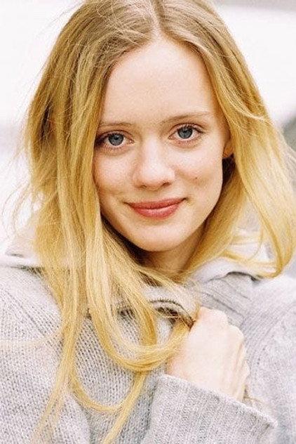Anne Kanis - Actor Profile Photo