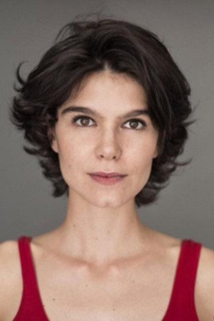 Julia Piera - Actor Profile Photo