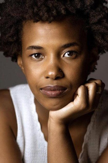 Kineta Kunutu - Actor Profile Photo