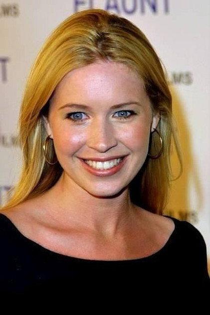 Chloe Hunter - Actor Profile Photo