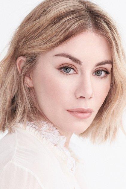 Jennifer Holland - Actor Profile Photo