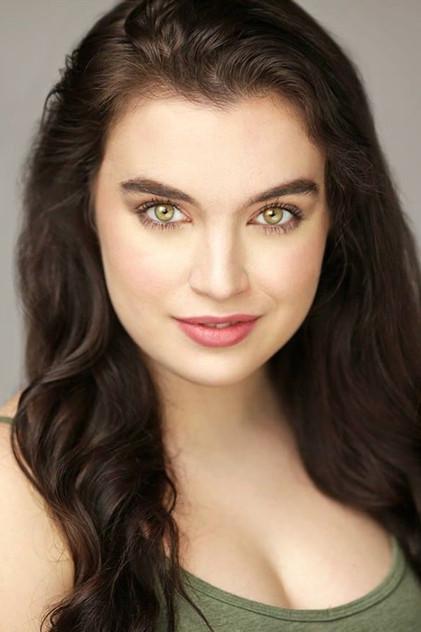 Lauren Saarimaki - Actor Profile Photo