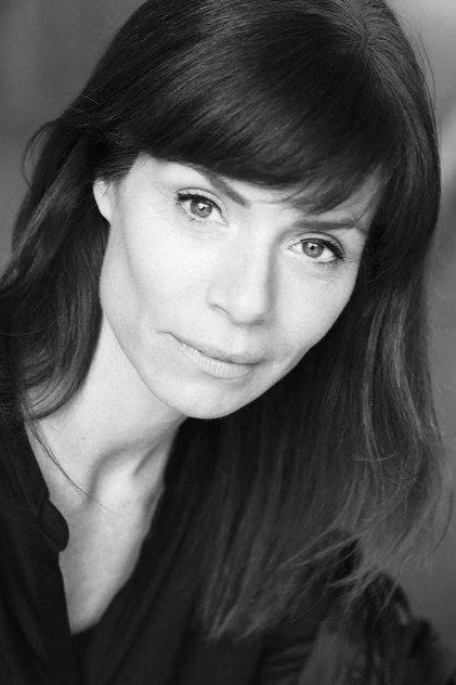 Anna Acton - Actor Profile Photo