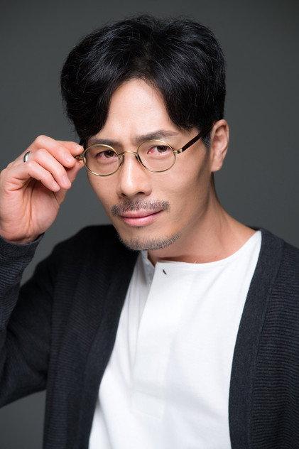 Shim Yoo-Seung - Actor Profile Photo
