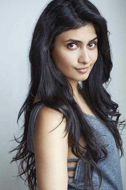 Ana Sani - Actor Profile Photo