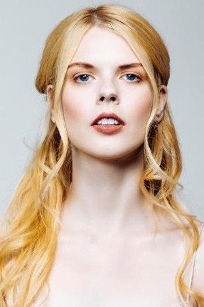 Ayvianna Snow - Actor Profile Photo