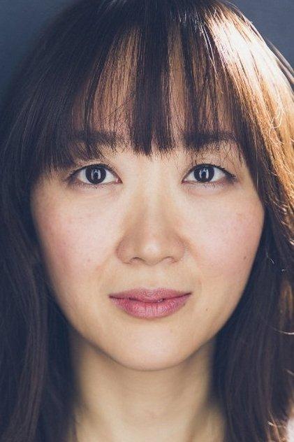 Sue Jean Kim - Actor Profile Photo