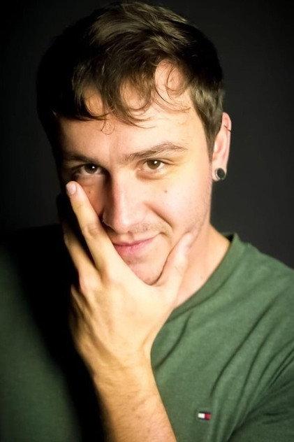 Vitor Tonsig - Actor Profile Photo
