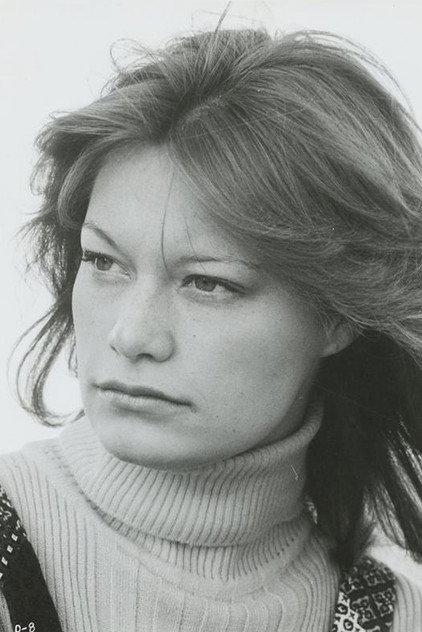 Ashley Cox - Actor Profile Photo