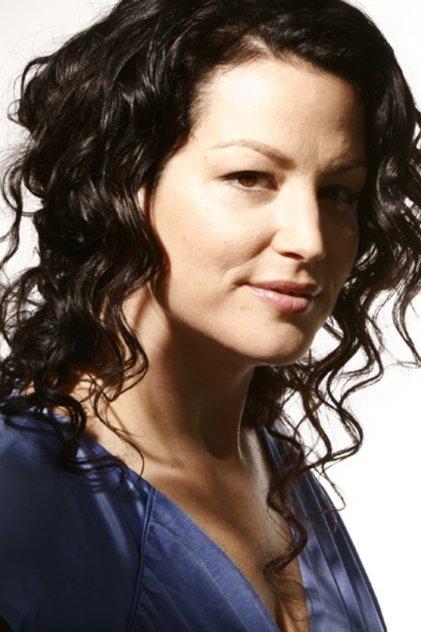 Jennifer Kitchen - Actor Profile Photo