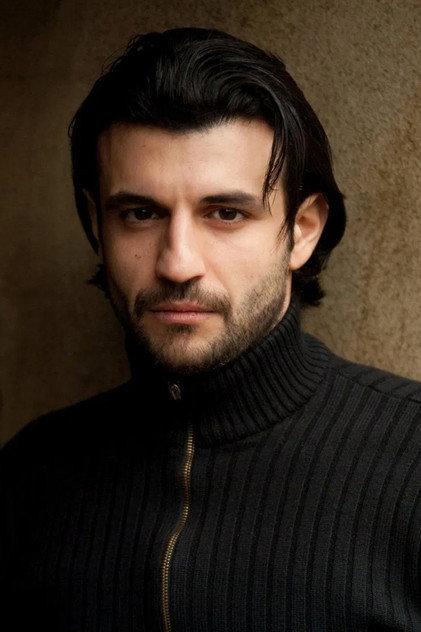 Sam Vincenti - Actor Profile Photo