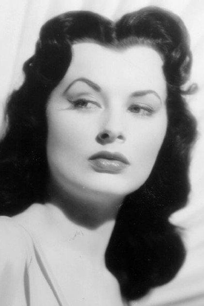 Ruth Hampton - Actor Profile Photo