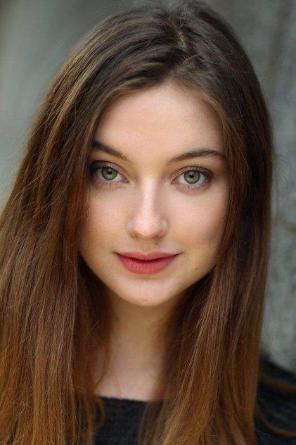 Antonia Clarke - Actor Profile Photo