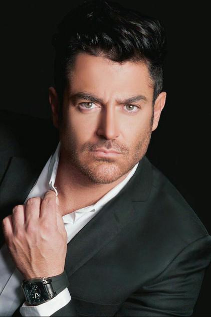 Mohammad Reza Golzar - Actor Profile Photo
