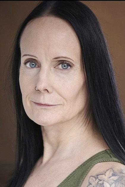 Cynthia Loewen - Actor Profile Photo