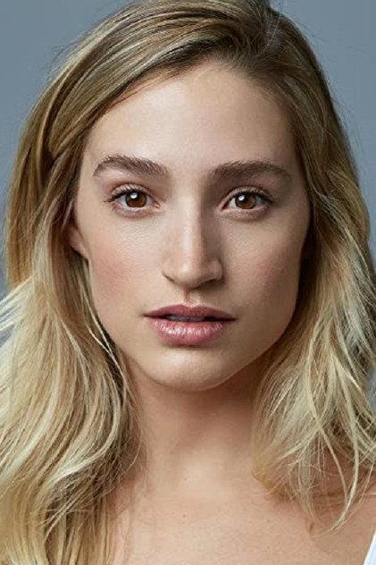 Ashleigh van der Hoven - Actor Profile Photo