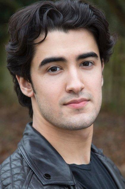 Yazdan Qafouri - Actor Profile Photo