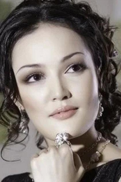 Kamshat Zholdybayeva - Actor Profile Photo