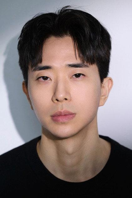 Daniel Jun - Actor Profile Photo