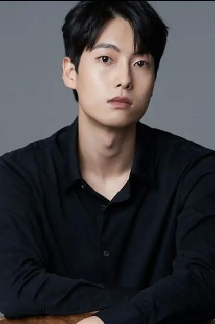 Park Geun-cheol - Actor Profile Photo